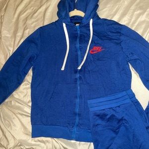 Super comfy Nike dark blue Full-set  💙 (size S) .